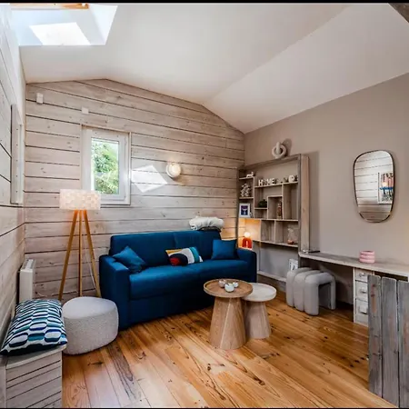 Cozy House Near The And Town Centre * ארסשון